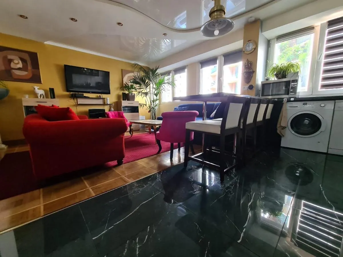 Luxueux Appartement, 350M Metro Castellane Marseille 0*,  France